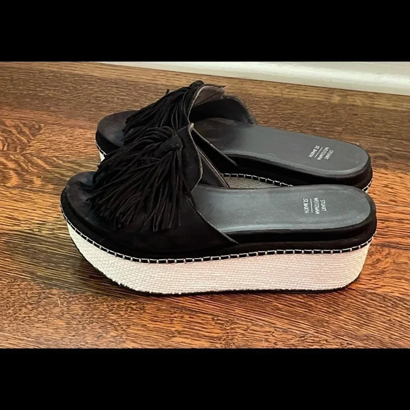 Stuart weitzman Women’s St Barths Blk Suede Tassel Wedge Sandal Size 8 - Picture 8 of 15